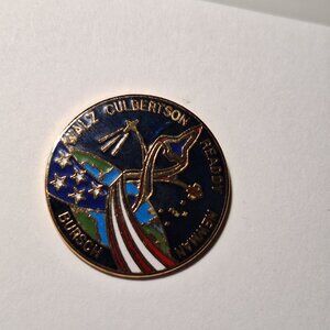 VINTAGE 1993 NASA SPACE SHUTTLE DISCOVERY STS-51 MISSION ENAMEL LAPEL PIN
